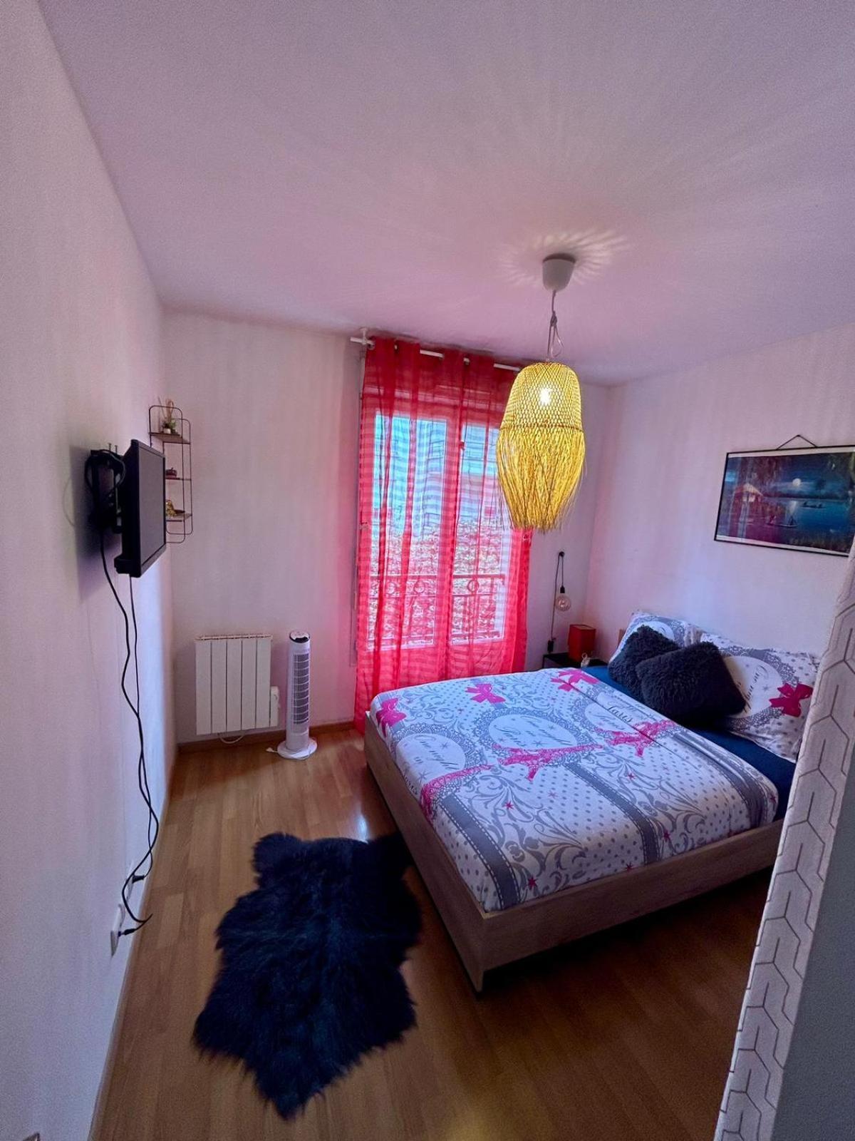 Heyzie Apartment ปงโตล-กงโบล ภายนอก รูปภาพ
