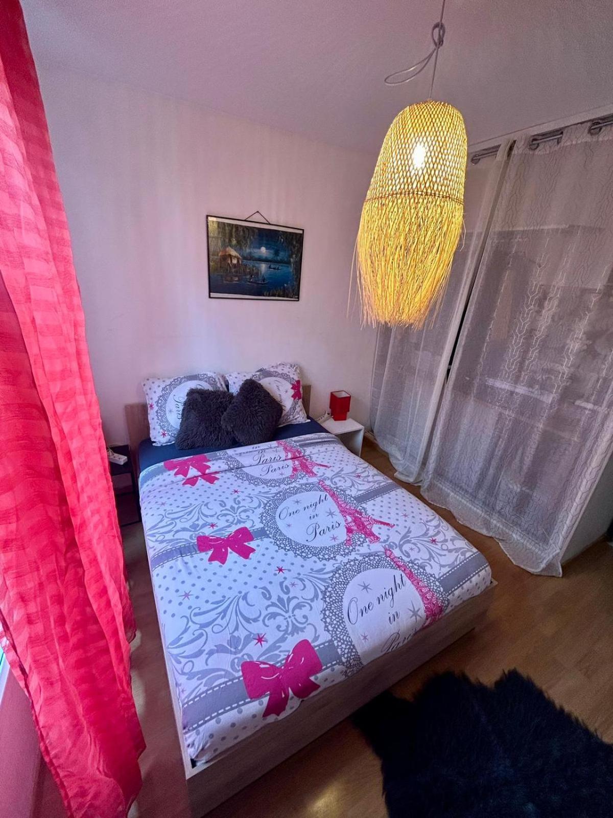 Heyzie Apartment ปงโตล-กงโบล ภายนอก รูปภาพ