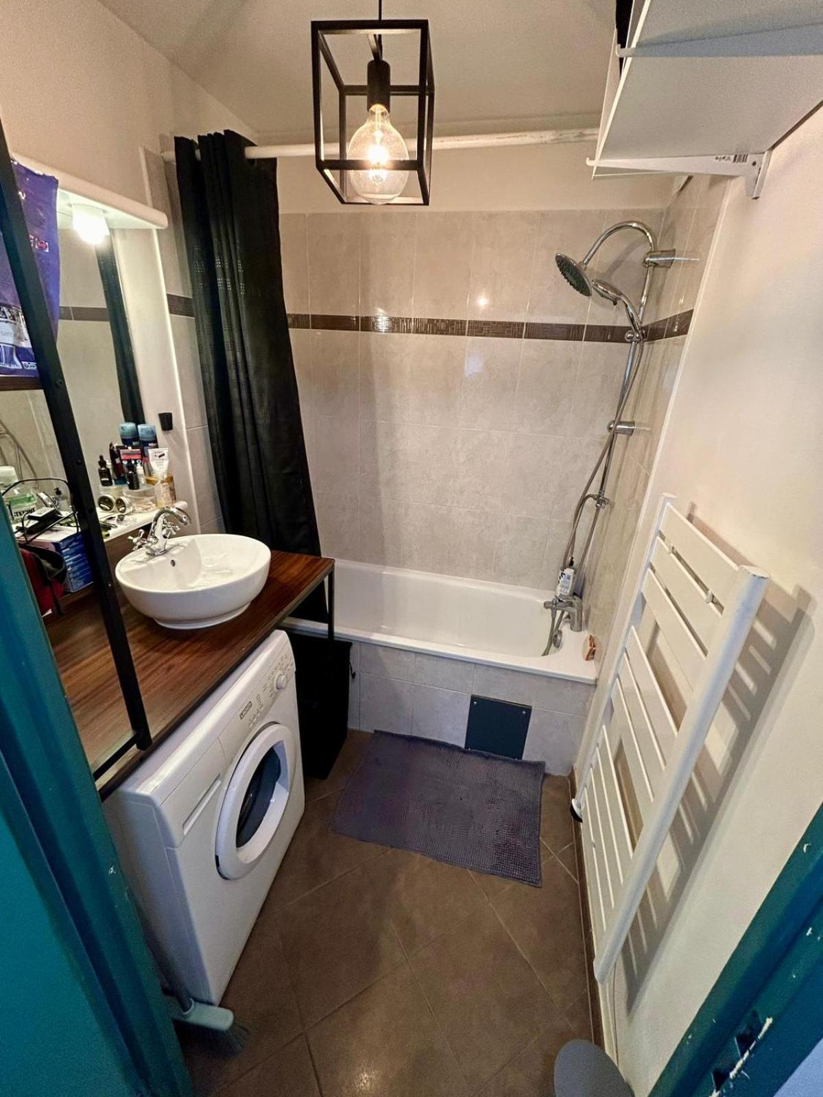Heyzie Apartment ปงโตล-กงโบล ภายนอก รูปภาพ