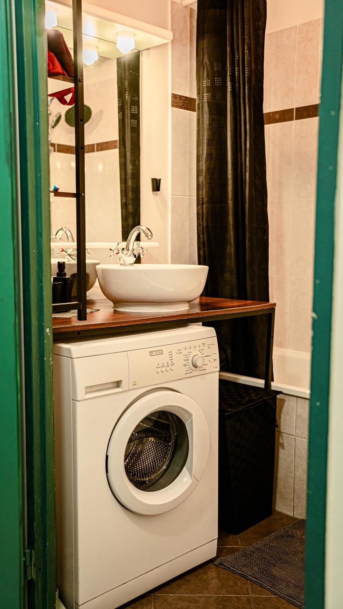 Heyzie Apartment ปงโตล-กงโบล ภายนอก รูปภาพ